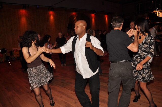 min 2009 11 29 station danse 166